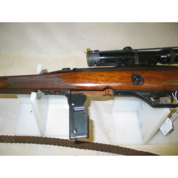 Carabine semi-automatique Heckler et Koch mod 940 cal 7x64